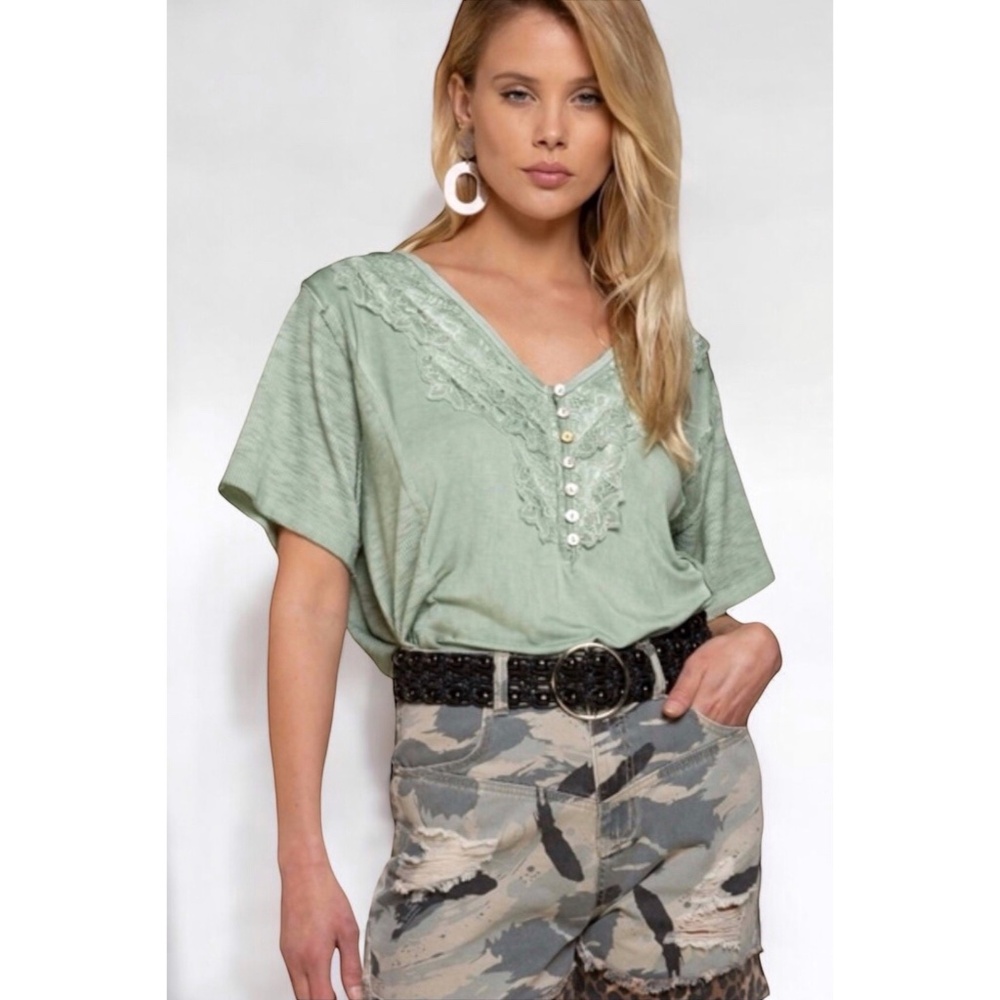 POL Petal Pusher Lace Trimmed Henley Tee in Green Lily - Picture 5 of 5